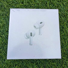 Apple AirPods Pro White Bluetooth In-Ear Earbuds Noise Cancel Case Fast Shipping