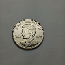 2000 Republic of Liberia 10 Dollar  Coin John F. Kennedy Jr.   #0245