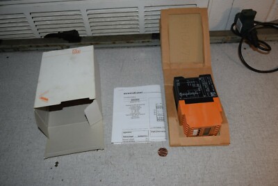 Efector DD2003 Motor Frequency Speed Monitor FR-1/100-240 VAC/DC