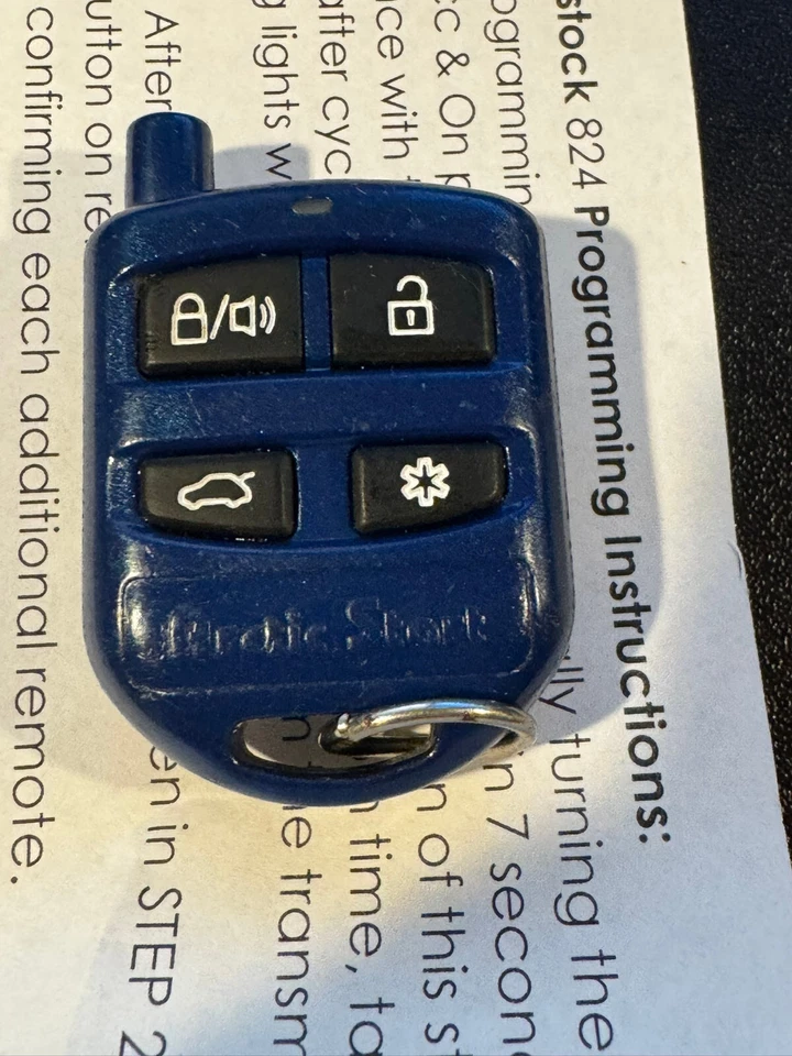 COMPUSTAR AFTERMARKET KEYLESS REMOTE VA5JR260A433 600R 4-BUTTON BLUE LIGHT start - Image 4 of 4