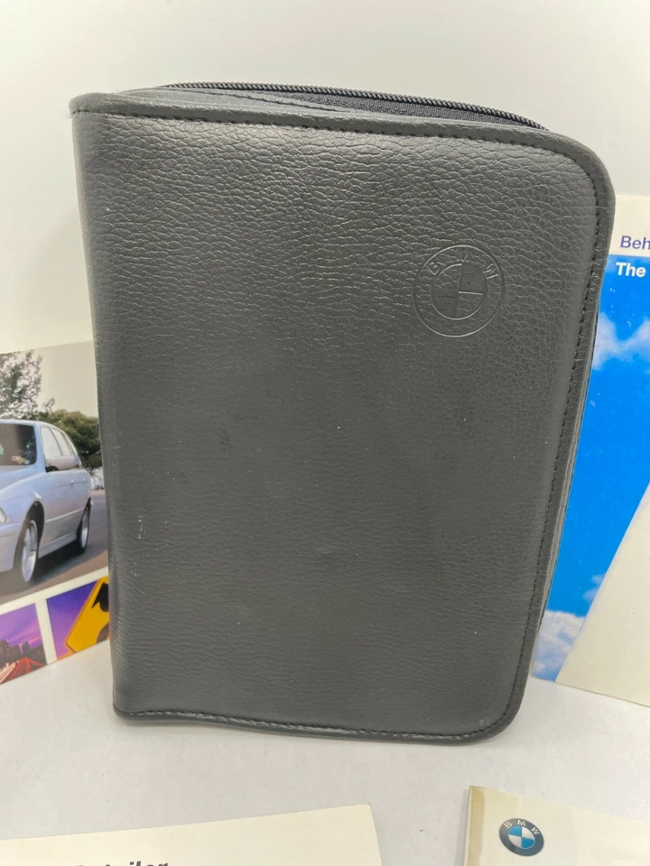 BMW Serie 3 323i 328i 1999 servicio al propietario y garantía conjunto Atlas con estuche Foto 2 de 4