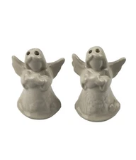 Vintage Set of Porcelain White Angels Hearts Salt & Pepper Shakers 2" Christmas 