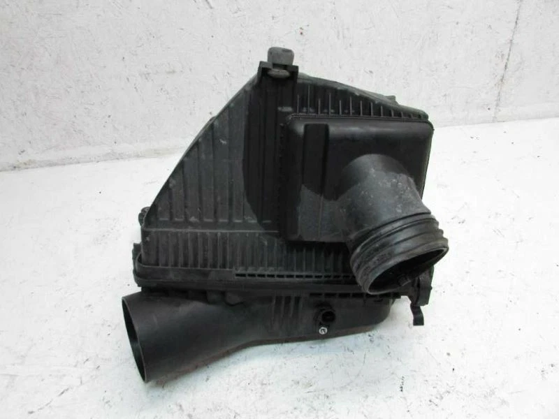 KIA K900 2015-2017 filtro de aire admisión filtro caja carcasa montaje 3,8 L OEM Foto 3 de 4