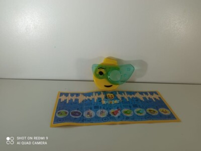 1 FIGURE KINDER SURPRISE EMOJOY MUSICAL ARGENTINA