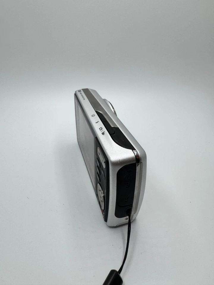 Kodak EasyShare M580 Digitalkamera Silber 14MP 8x Zoom Vintage Digicam Geprüft - Bild 4 von 4