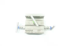 Honeywell STMD3-L1A-SS1-0-FX,F3-1-0000 Smartline Manifold