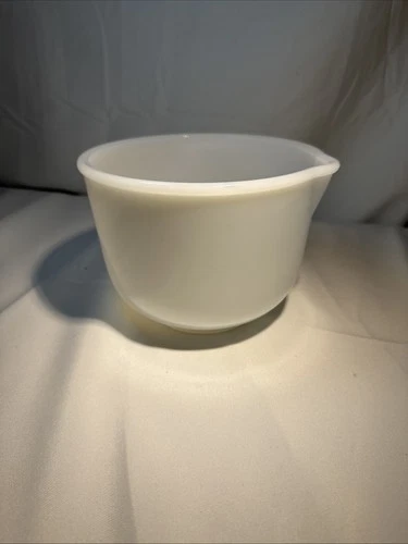 Vintage Glasbake "Milk Glass" Mixing Bowl 20 CJ for Sunbeam