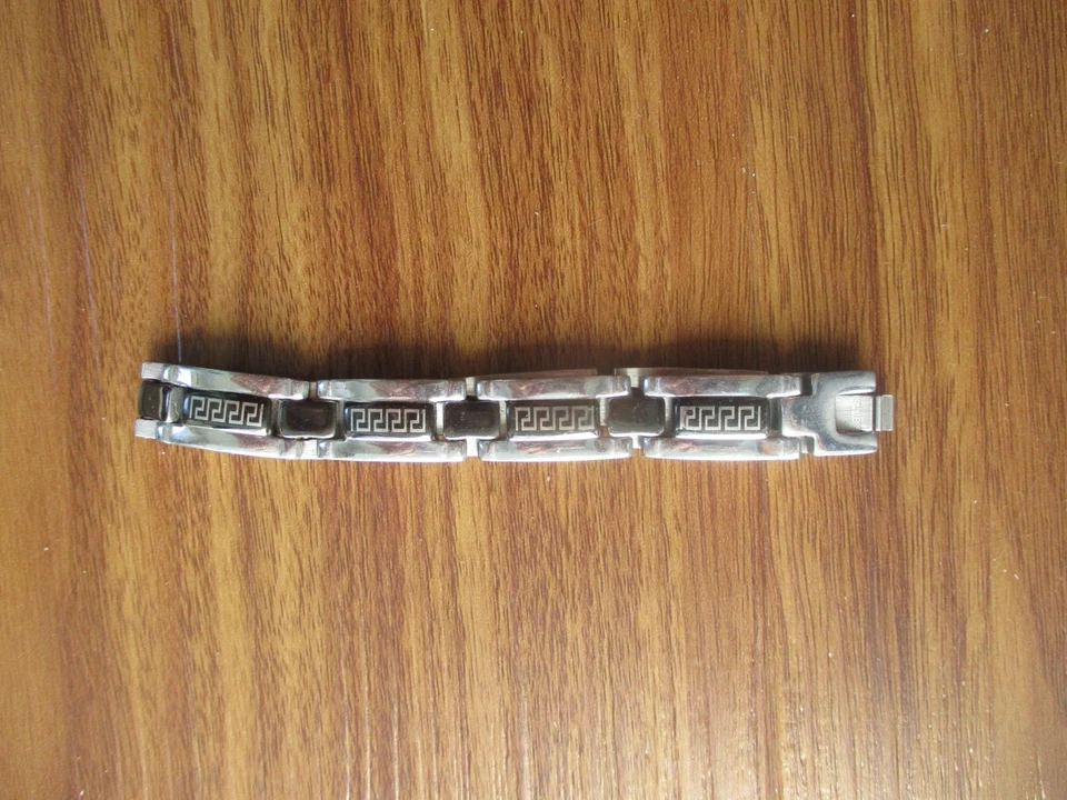 Stainless Steel Cross Chain Link Bracelet - Silver/Black - Mens Unisex - 7.5 " - Image 3 of 4