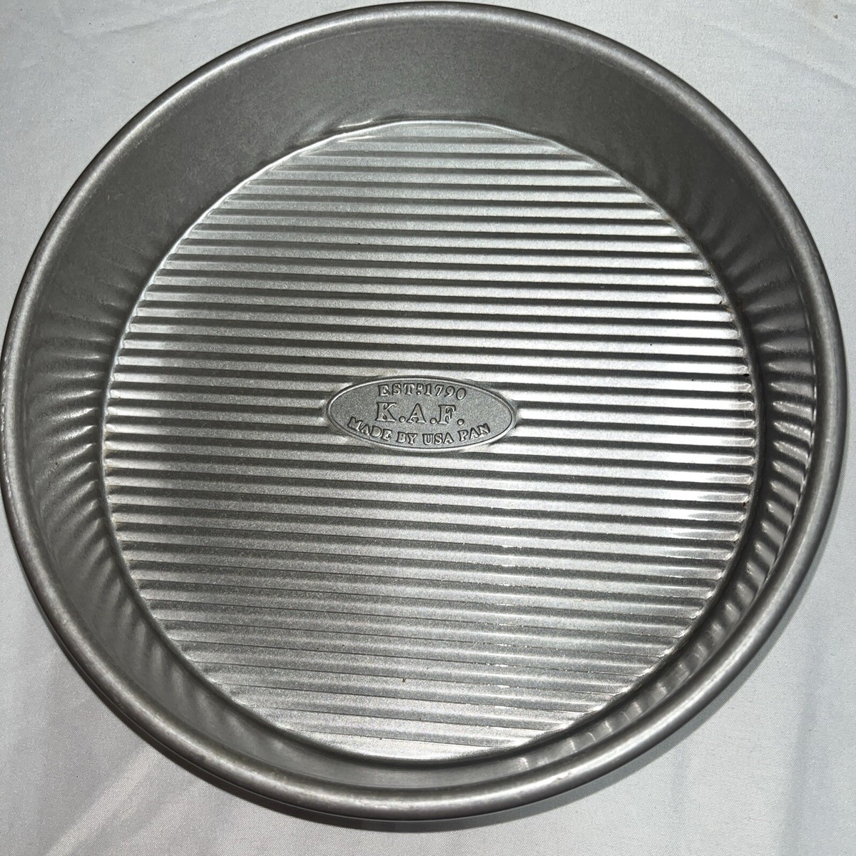 Round Cake Pan Made in USA Vintage Deep Ridged Rare