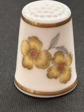 Royal Worcester Fine Bone China Flowers Thimble Gold Rim Collectors