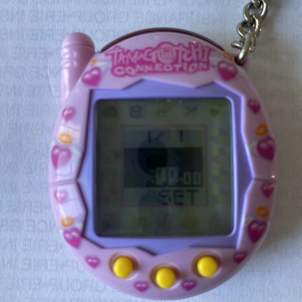 Tamagotchi Connection 2004 Bandai Hearts Halo Angel Wings Pink Authentic - Image 2 of 4