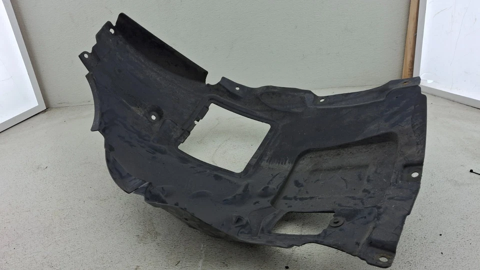 12-18 BMW F30 320i 328i 330i DELANTERA DERECHA GUARDABARROS FORRO PROTECTOR CONTRA SALPICADURAS OEM Foto 3 de 4