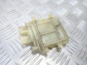 VW PASSAT B5 3B3 Blower Fan Relay 357959263 1.76 Petrol 96kw 1988 31394805