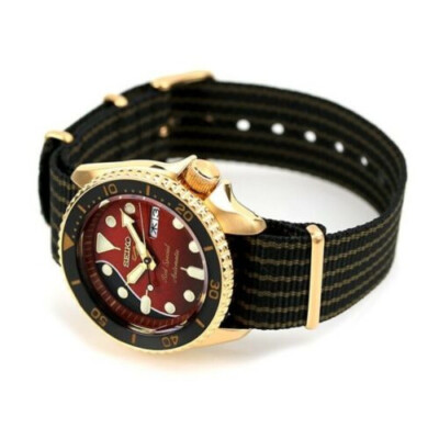 Montre Seiko 5 Sports Brian May SRPH80K1 - édition Limitée, Cadran Rouge, Automatique, Boîte Originale