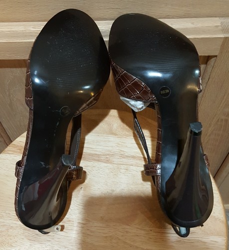 BCBGirls Nickole Brown Croco Leather Slingback Sandal Heels, 8.5M  - Bild 6 von 7