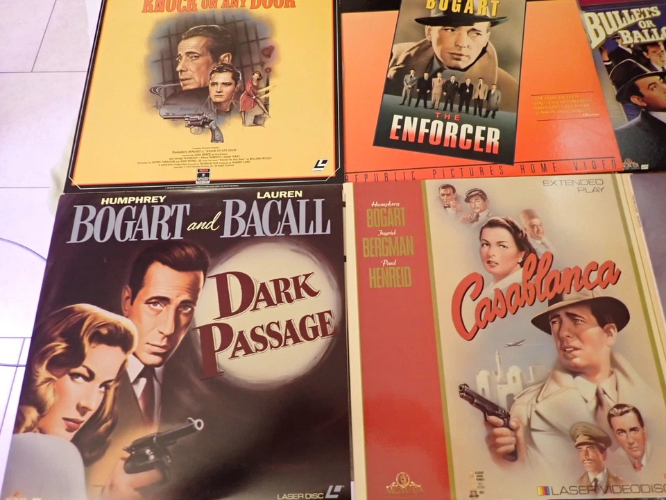 Set of 9 Laserdisc Humphrey Bogart Big sleep Dark Passage Casablanca Enforcer Foto 2 de 4
