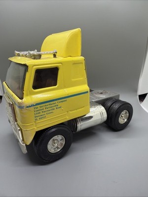 vintage ERTL International Transtar II cab-over semi-truck