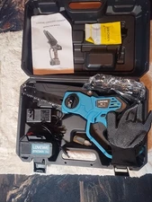 Mini Chainsaw 6-inch Handheld Electric Cordless Chain Saw with 3.0Ah Battery