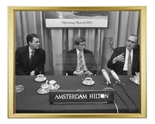 BOBBY FISCHER MAX EUWE HILTON HOTEL AMSTERDAM 1972 8X10 GOLD FRAMED PHOTO