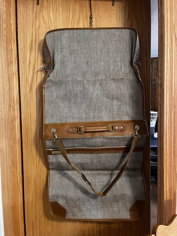 Vintage Jordache Tweed Travel Garment Bag for Hanging Suit and Dress & accessory - Image 4 of 4