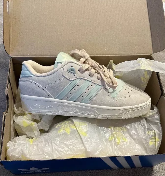 Adidas Originals Rivalry Low. UK5.5. Off White Sage Green Trainers