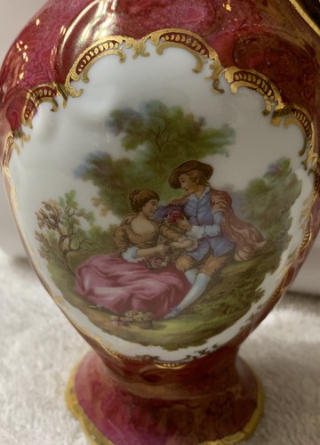 Vintage Le Reine Limoges Fabriquee raspberry color gold trim mini pitcher - Picture 3 of 8