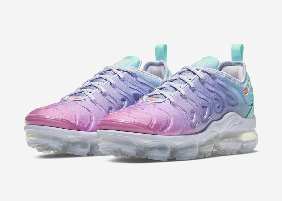 NIKE WOMENS AIR VAPOR MAX PLUS CW5593 
