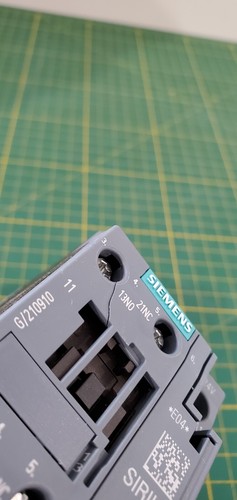 Siemens 3RT2028-1BB40 Schütz 3 Schließer 18.5kW 24 V/DC 38A - Bild 12 von 13