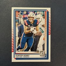 2025 Panini Donruss Football - Hunter Henry #69 - New England Patriots