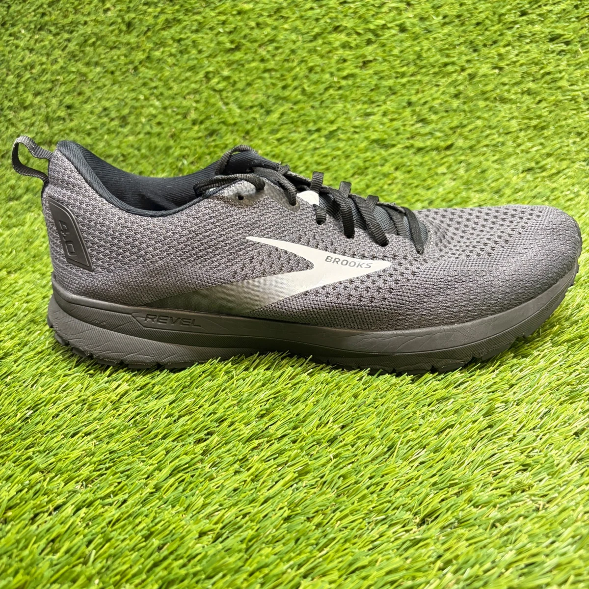 Brooks Revel 4 Men Running Shoes Grey Black Athletic Sneakers 1103471D040 Size 8 Brooks Revel 4 Gray - 110347-1D-040 for sale | eBay main image 2