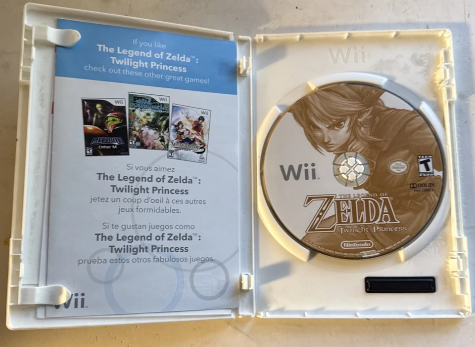 Nintendo Wii - The Legend of Zelda Twilight Princess - Image 3 of 3