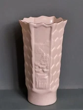 Very Rare Belleek Porcelain 'Giants Causeway Spill Vase Very Rare Black Mark