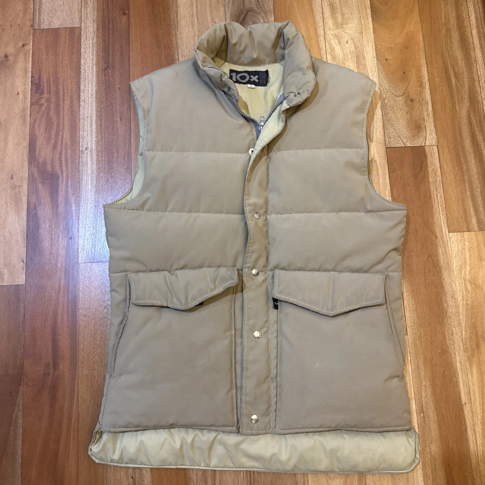 Vintage 10X Vest Mens Medium Khaki Tan Duck Down Puffer Flip Pocket Outdoor