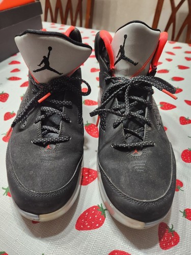 Size 11 - Jordan Flight Remix Black - Gem display picture 3