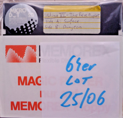 COMMODORE 64/128 -- 18 USED DISCS 5.25'' - WYSIWYG #25/06