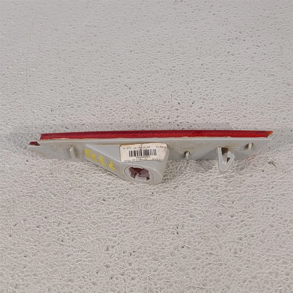 10-13 Camaro SS Driver Rear Marker Light LH Aa7373 - Image 4 of 4