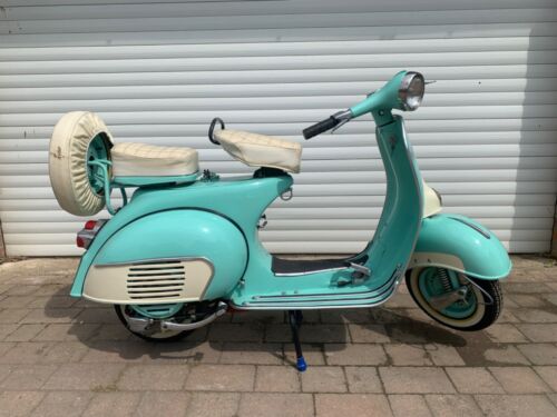 Vespa 150 VBB 1962 / 1964 - Piaggio Classic Scooters