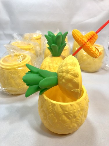 9 Pineapple Sipper Drinking Cups With Lids and Straws Hawaiian/Tiki Party - Picture 2 of 4
