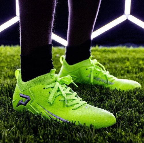 QUANTUM SPEED: FOOTBALL CLEATS - SLIMEby Phenom Elite Sz-10.5 - Picture 12 of 17
