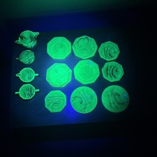 Akro Agate Lemonade  Oxblood Child's Tea Set UV GLOW  13 pieces SUPER RARE