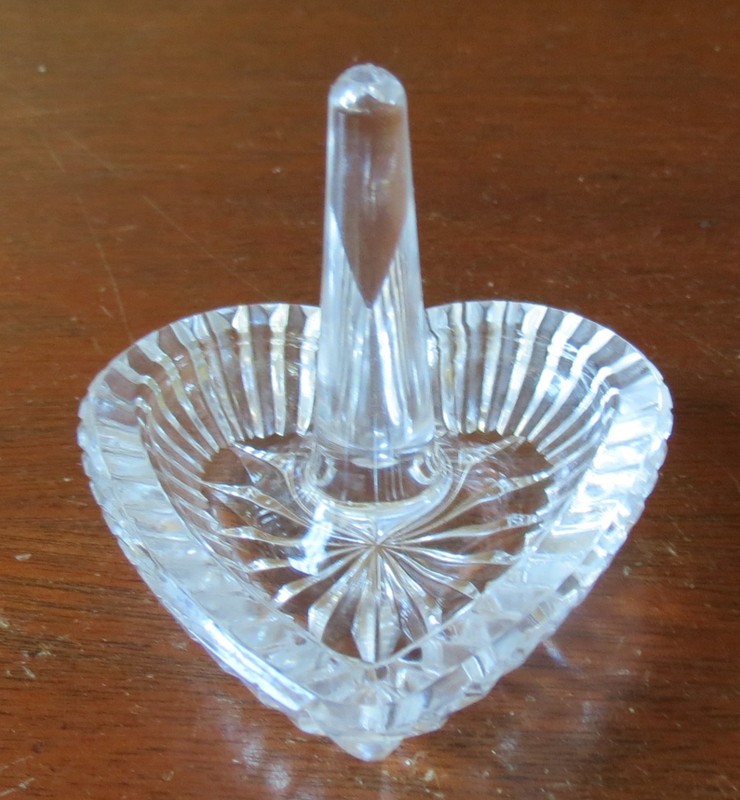 Waterford Crystal 2 ¾” Heart Shaped Ring Holder 