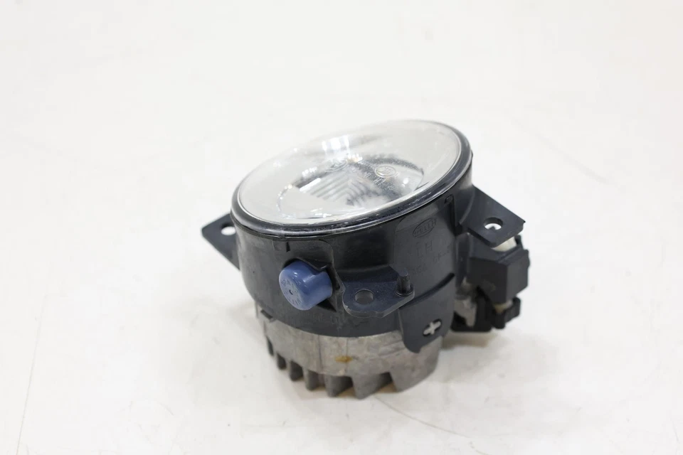 Faro antiniebla izquierdo Nissan Máxima 2019-2023 OEM 261554GA0B Foto 3 de 4