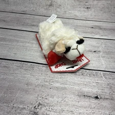 Multipet INTERNATIONAL 843140 Lambchop Plush Squeak Toy Mini 6" Mini, White 