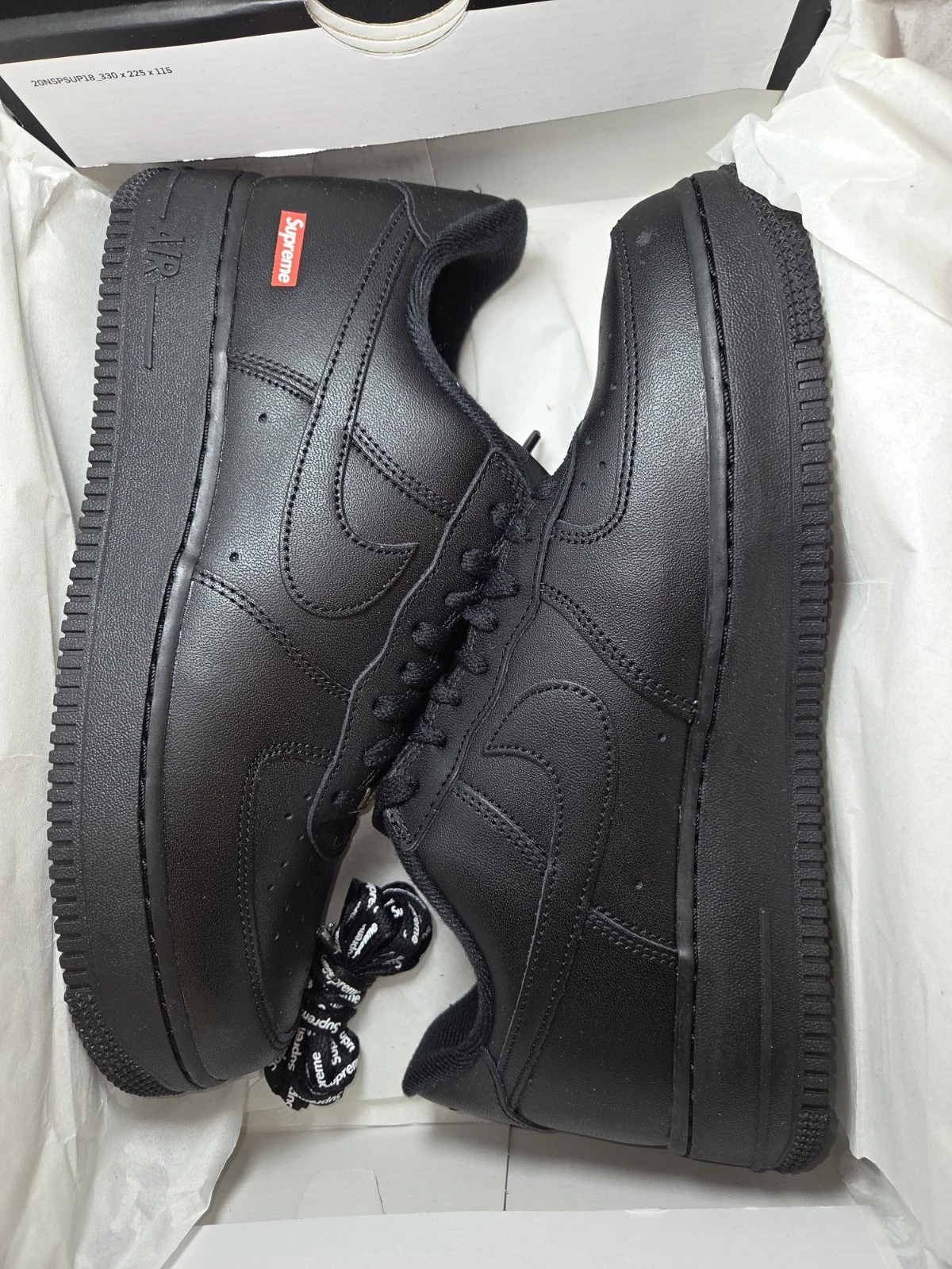 Logo Nike Air Force 1 Low x Supreme Box   Noir TAILLE 9 HOMME DS