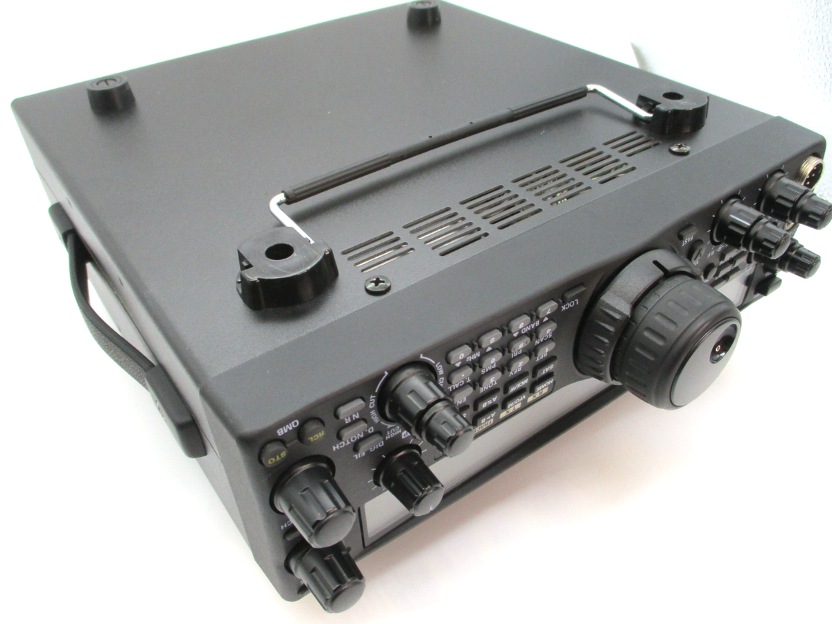 YAESU FT-847 100W/50W HF/50/144/430MHz radio transceiver Ham Radio