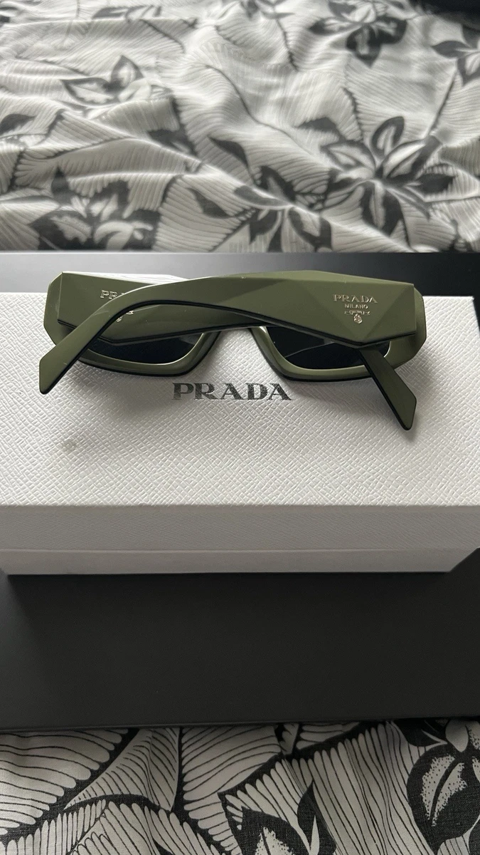 RARE! Prada SPR02E 0AO-4M1 Dark Green Rectangle Sunglasses Gradient 54-17-130 green Prada sunglasses - Gem main image 4