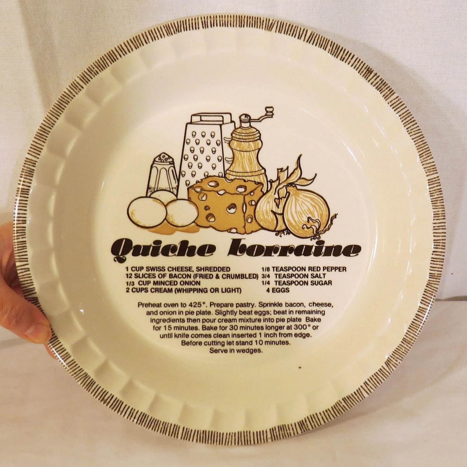 Vintage 80s Royal China Jeanette Corp Ceramic Quiche Lorraine Pie Plate 11" USA