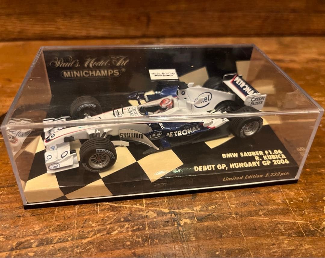 Minichamps 1/43 Robert Kubica BMW Sauber F1.06 2006 Debut Limited