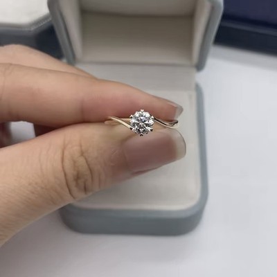 Solitärring 0,5 kt Rundschliff Laborgezüchtet Diamant IGI-zertifiziert 14 K Gelbgold