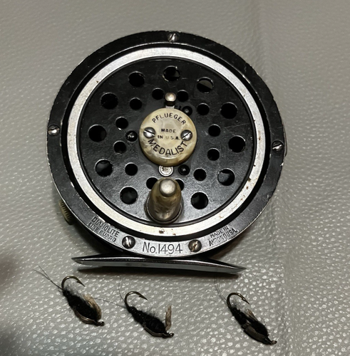 Vintage Pflueger Medalist 1494 Fly Reel Diamolite Line Guard, Akron, circa 1959